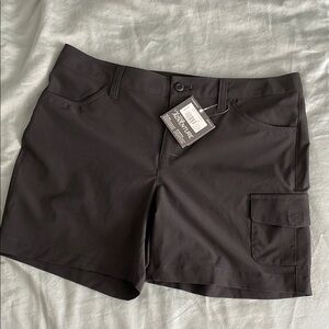Eddie Bauer Women’s Cargo Hiking Short, 10